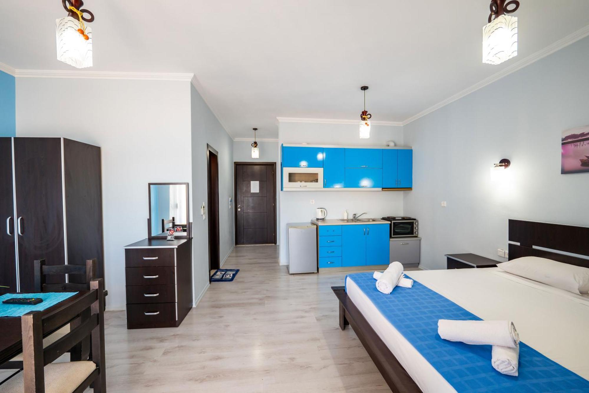 Keos Hotel Sarandë Exterior foto